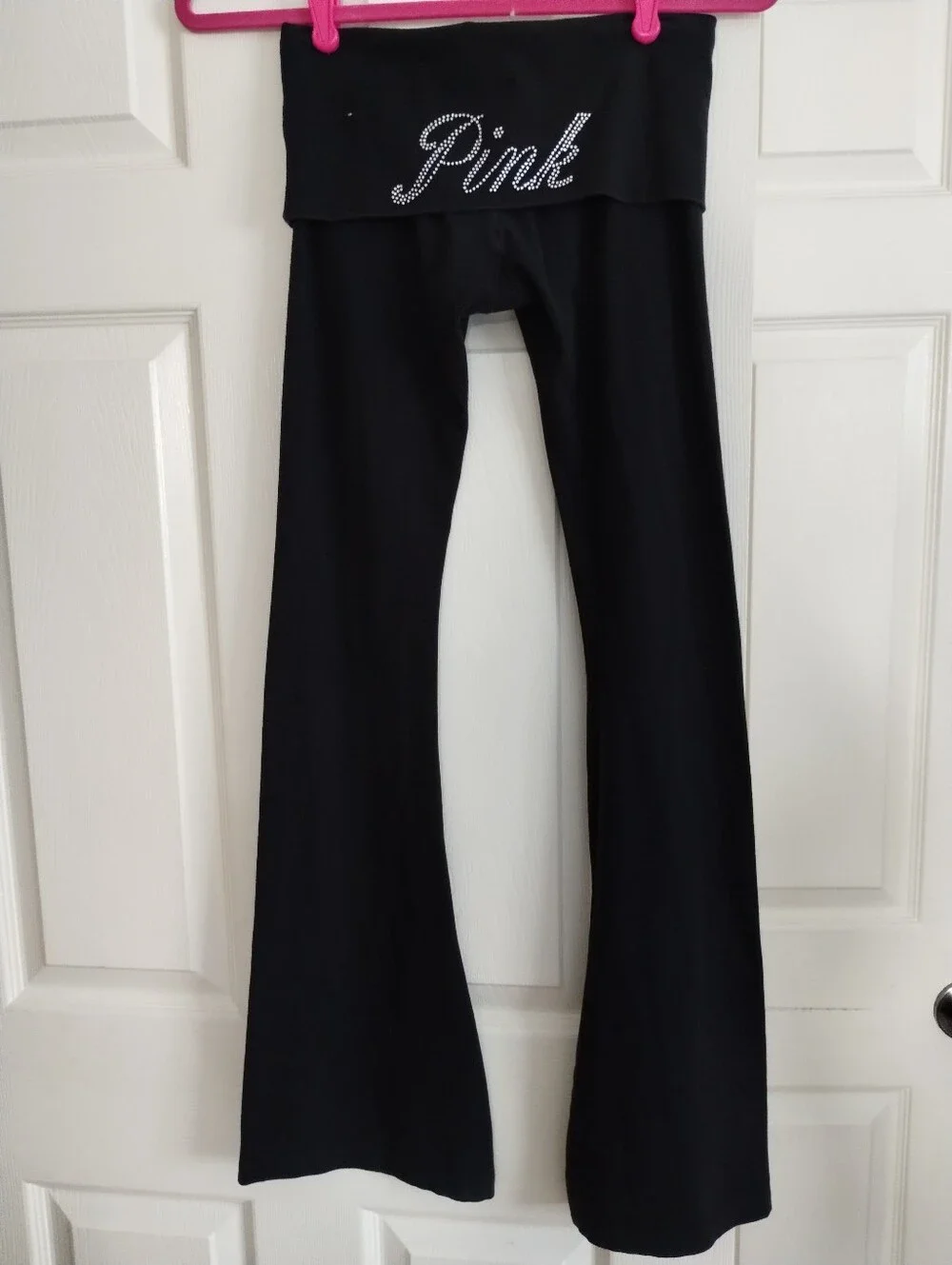PINK Victorias Secret Rhinestone Logo Fold-Over Waist Yoga Pants - Black XS